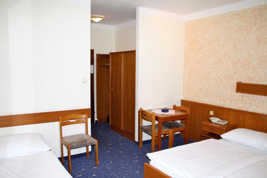 Hotel Mullner Wenen Buitenkant foto